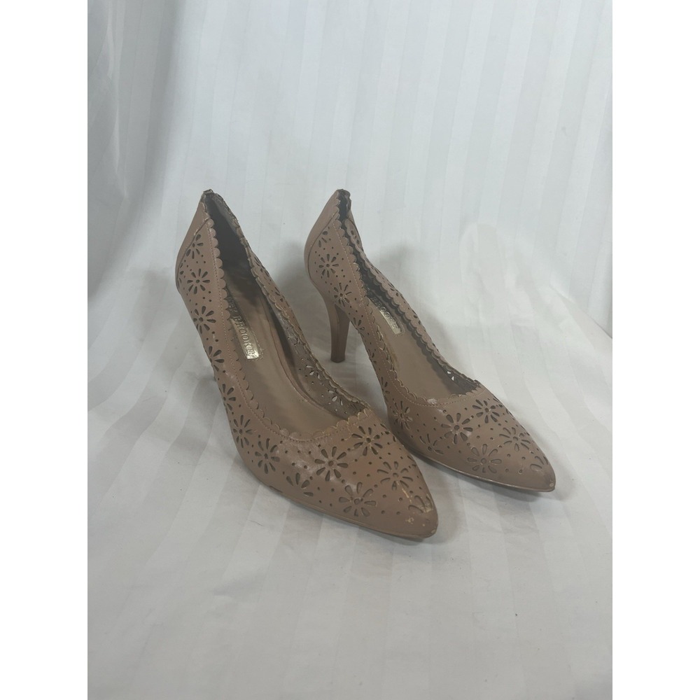 Audrey Brooke Tan Leather Laser Cut Floral Scalloped Pointed Toe Heels Size 8